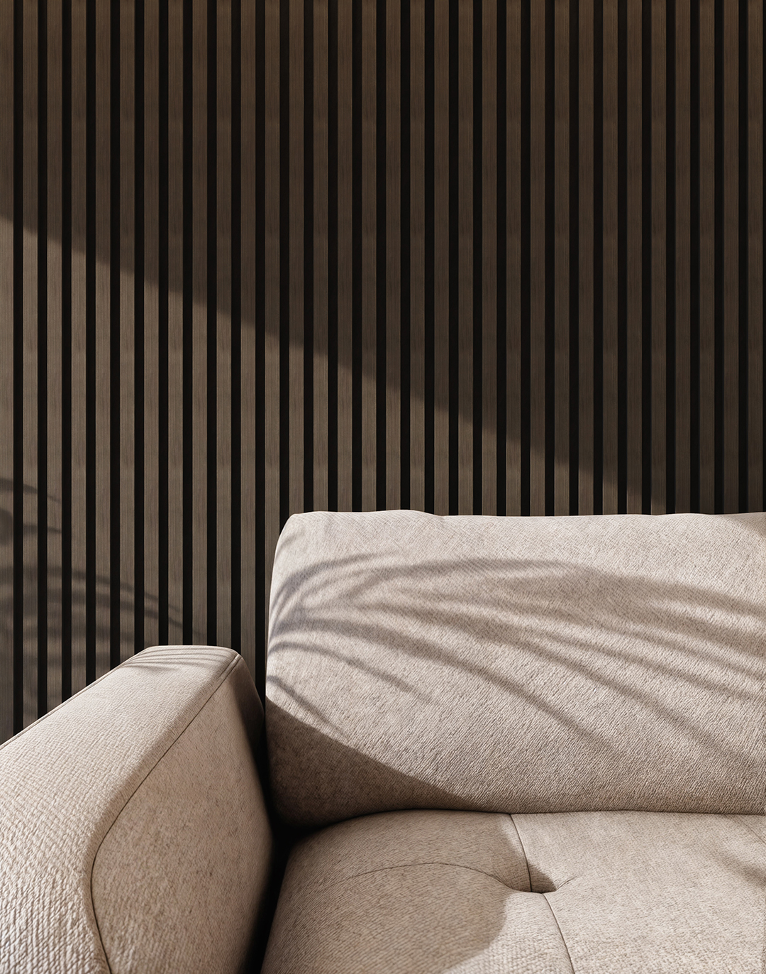 Akustikpaneel Classic - Graphite Black (09) - 240x60 cm Graphit schwarzes Holz Akustikpaneel Wohnzimmer mit Sofa dunkle Wandverkleidung AKUSTIL