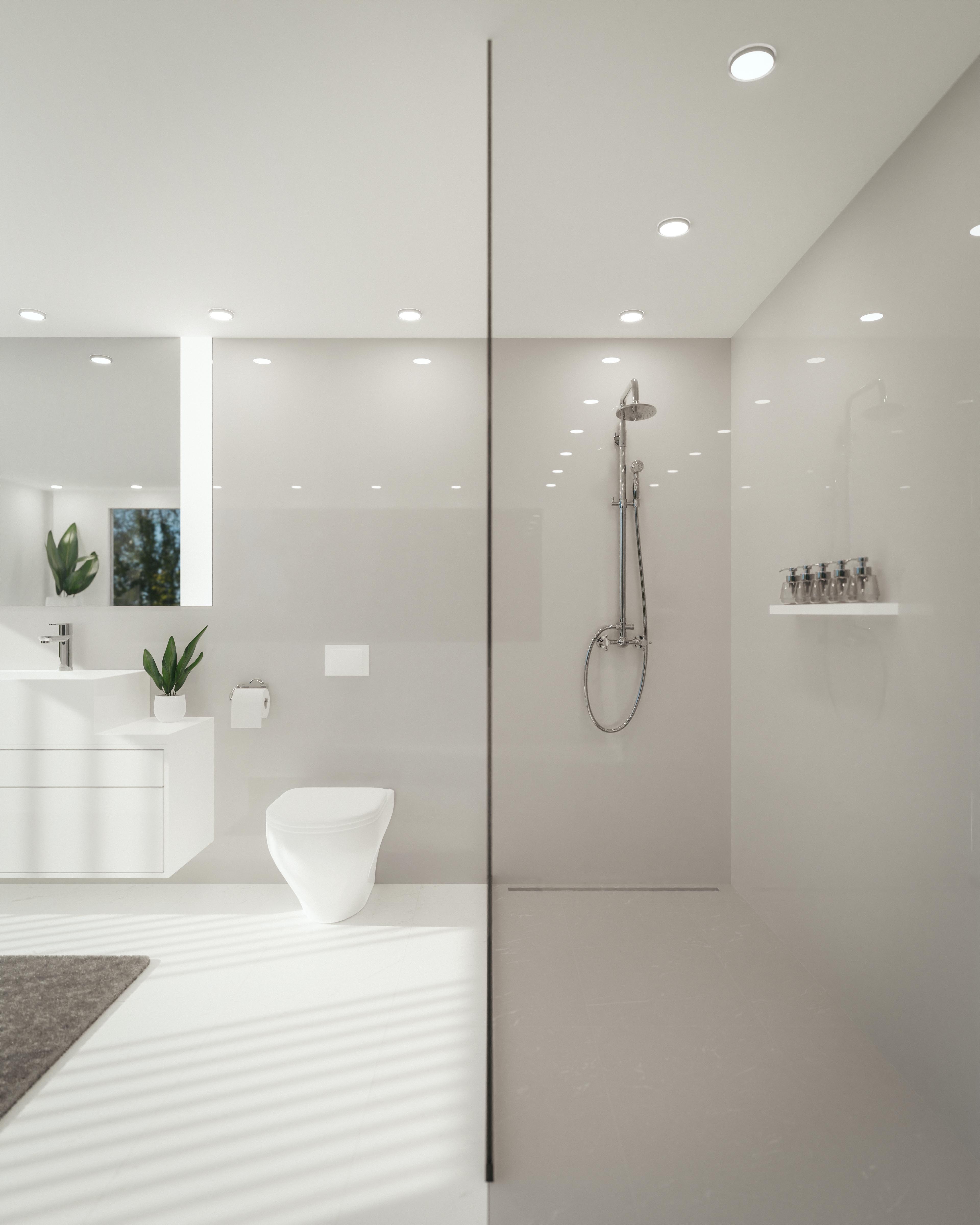 PVC-Paneel - Hellgrau (183) - Glänzend - 288x122 cm Modernes Badezimmer mit AKUSTIL PVC Wandpaneelen in Hellgrau Glanz an Wand und Duschbereich